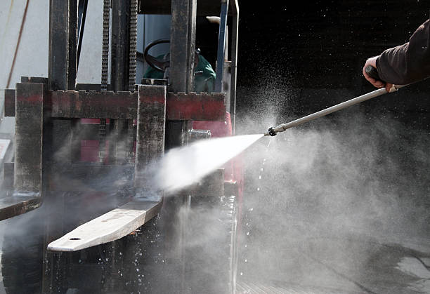 Best Driveway Pressure Washing  in Bithlo, FL